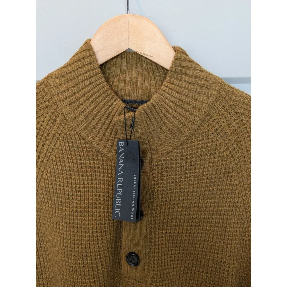 NWT $109 Banana Republic Men's Luxury Italian Wool Button Mock Neck Sweater L‎